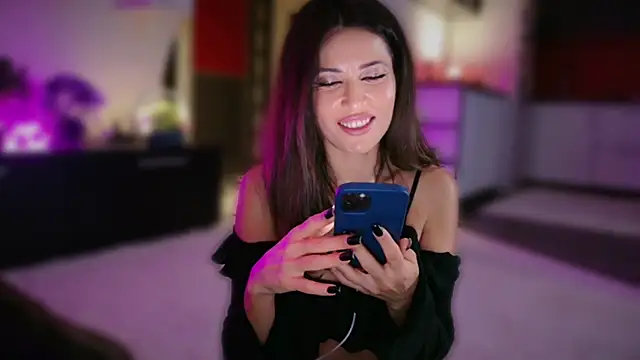 MissSmiley26 online show from 11-28-25, 09:26