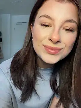 Mia-Minou online show from 02-05-26, 12:01