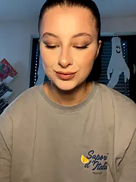 Mia-Minou online show from 10-11-25, 01:01