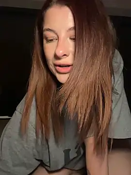 Snapshot of Mia-Minou chatting on 06-12-26, 10:51 Mia-Minou online show from 06-12-26, 10:51