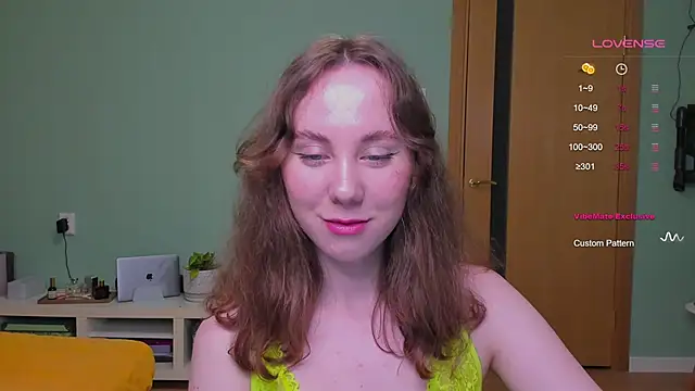 Snapshot of i_can_fix_you chatting on 12-05-24, 01:44 i can fix you online show from 12-05-24, 01:44