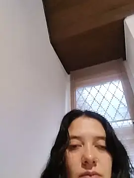 Isabella 21x online show from 06-08-26, 11:44