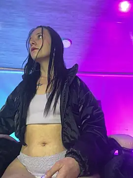 Isabella 21x online show from 02-25-26, 01:00