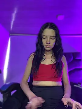 Isabella 21x online show from 06-15-26, 11:43
