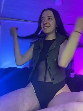 Isabella 21x online show from 04-16-26, 09:39