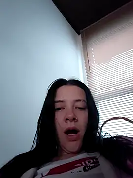 Isabella 21x online show from 02-10-26, 11:42