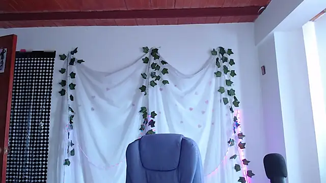 sophie north online show from 09-24-25, 03:40