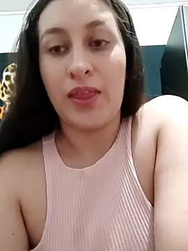 dulccemaria24 online show from 03-07-25, 12:04