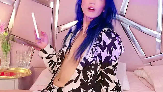 Snapshot of Lunapage chatting on 09-23-25, 09:11 Lunapage online show from 09-23-25, 09:11