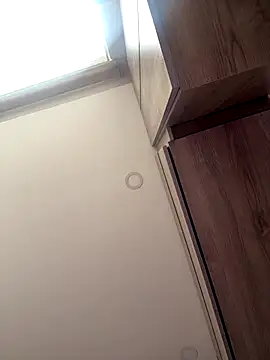 Snapshot of Lunapage chatting on 10-30-25, 03:09 Lunapage online show from 10-30-25, 03:09