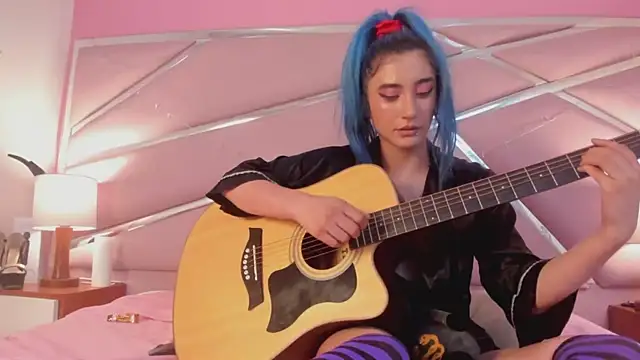 Snapshot of Lunapage chatting on 03-05-25, 07:17 Lunapage online show from 03-05-25, 07:17