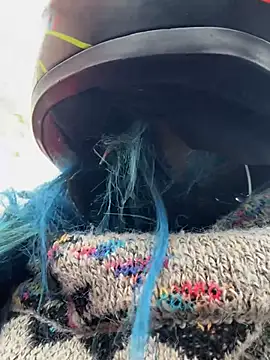 Snapshot of Lunapage chatting on 02-27-25, 01:07 Lunapage online show from 02-27-25, 01:07