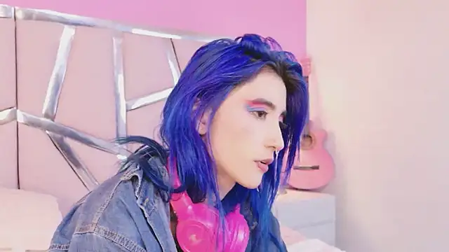 Snapshot of Lunapage chatting on 09-16-25, 08:10 Lunapage online show from 09-16-25, 08:10