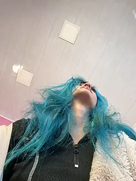 Snapshot of Lunapage chatting on 03-20-25, 01:04 Lunapage online show from 03-20-25, 01:04