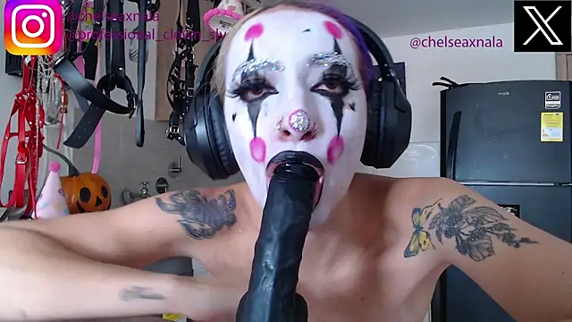 Eloise-brown online show from 10-13-25, 06:42