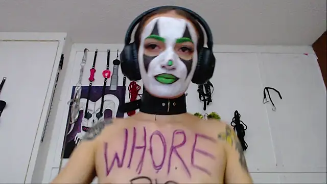 Eloise-brown online show from 02-25-25, 11:26