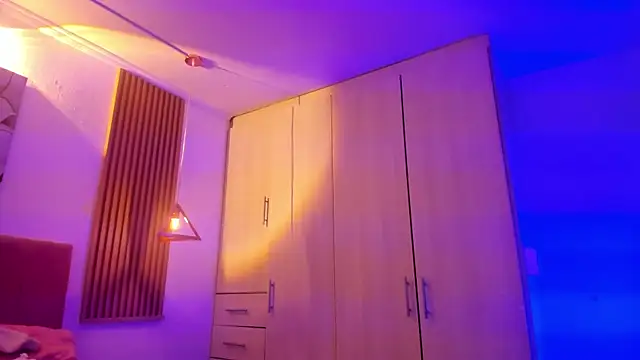 mia nevaeh online show from 02-12-26, 07:46