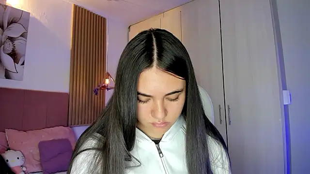 mia nevaeh online show from 03-24-26, 08:31