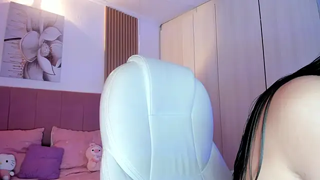 mia nevaeh online show from 04-10-26, 08:16