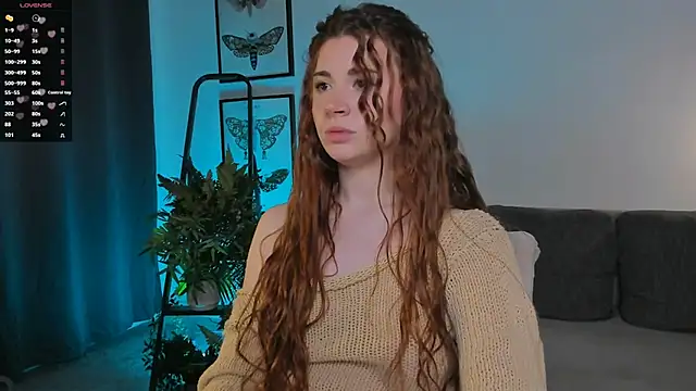 Snapshot of Freckle_Diyana chatting on 11-14-25, 09:07 Freckle Diyana online show from 11-14-25, 09:07