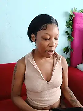 Snapshot of Miss_Moriah chatting on 07-19-26, 10:45 Miss Moriah online show from 07-19-26, 10:45