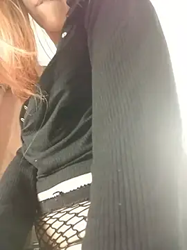 MaryannG online show from 03-28-26, 03:18