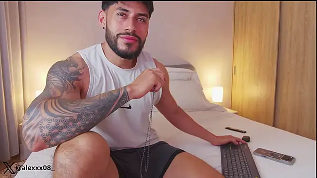 Snapshot of alexxxmachine chatting on 04-06-26, 11:17 alexxxmachine online show from 04-06-26, 11:17