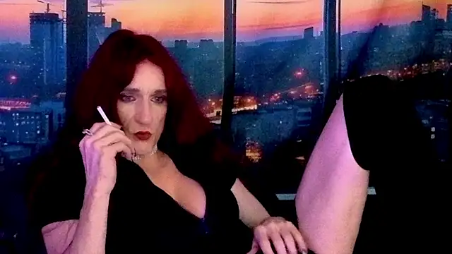Snapshot of LuvNuk chatting on 09-18-25, 06:05 LuvNuk online show from 09-18-25, 06:05
