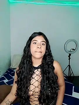 Snapshot of Fanny_Klean chatting on 02-14-26, 05:07 Fanny Klean online show from 02-14-26, 05:07