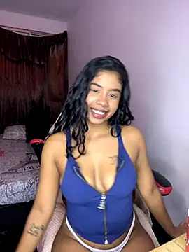 Snapshot of Fanny_Klean chatting on 09-26-25, 07:48 Fanny Klean online show from 09-26-25, 07:48