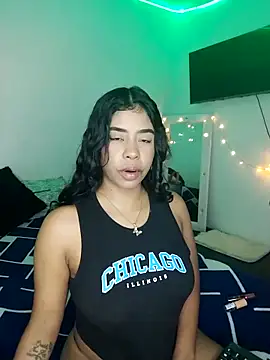 Snapshot of Fanny_Klean chatting on 02-07-26, 03:25 Fanny Klean online show from 02-07-26, 03:25