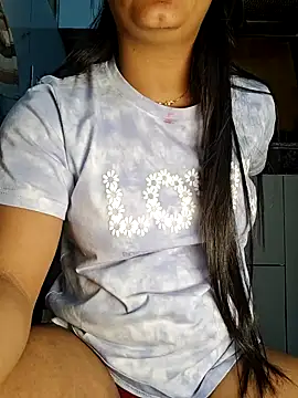 Snapshot of Manpreet_kaur21 chatting on 02-26-25, 06:30 Manpreet kaur21 online show from 02-26-25, 06:30