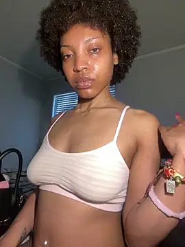 KimiAqua online show from 02-12-26, 10:31