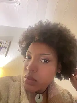 KimiAqua online show from 02-21-26, 12:40