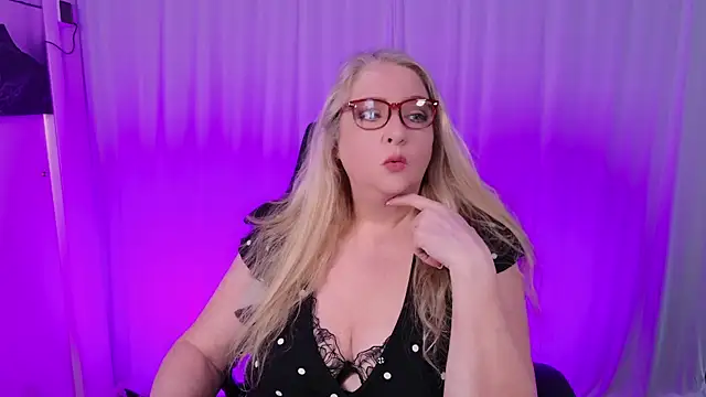 KatDSinclair online show from 02-03-25, 02:13