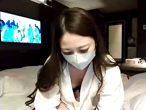Snapshot of mayu629 chatting on 12-20-24, 11:21 mayu629 online show from 12-20-24, 11:21