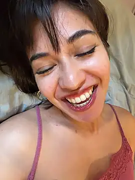 Snapshot of BitchyBratxxx chatting on 02-10-26, 12:04 BitchyBratxxx online show from 02-10-26, 12:04