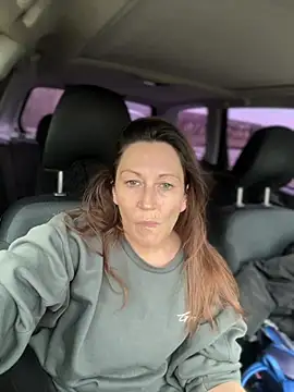 Snapshot of Sexyshysophia chatting on 02-13-25, 03:24 Sexyshysophia online show from 02-13-25, 03:24