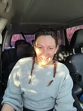 Snapshot of Sexyshysophia chatting on 02-06-25, 10:14 Sexyshysophia online show from 02-06-25, 10:14