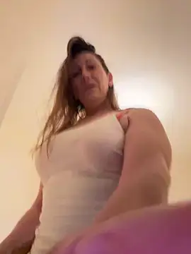 Snapshot of Sexyshysophia chatting on 01-08-25, 06:20 Sexyshysophia online show from 01-08-25, 06:20