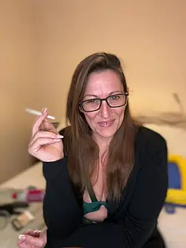 Snapshot of Sexyshysophia chatting on 01-23-25, 06:24 Sexyshysophia online show from 01-23-25, 06:24