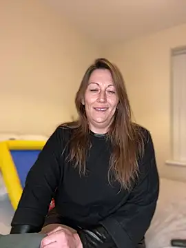 Snapshot of Sexyshysophia chatting on 01-15-25, 06:08 Sexyshysophia online show from 01-15-25, 06:08