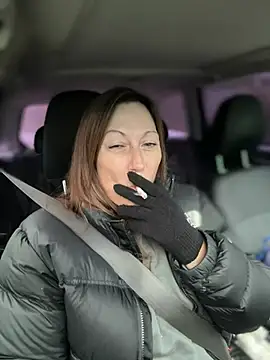 Snapshot of Sexyshysophia chatting on 12-10-24, 10:49 Sexyshysophia online show from 12-10-24, 10:49