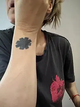 MySweetcum69 online show from 04-11-26, 12:53