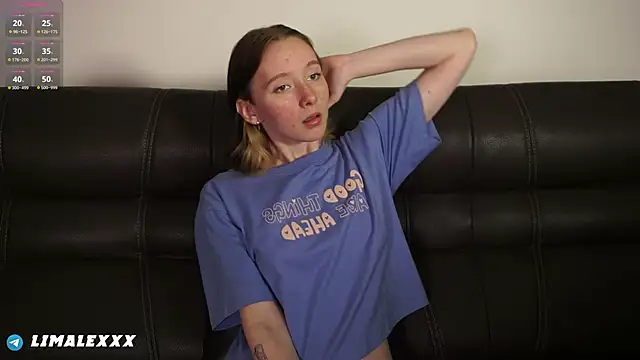 Snapshot of LimaLexxx chatting on 10-30-25, 06:27 LimaLexxx online show from 10-30-25, 06:27