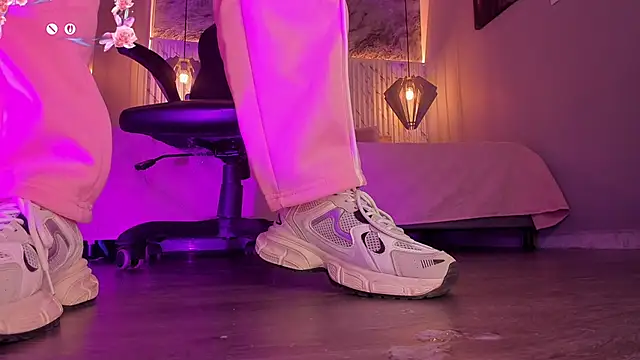 charlotte  grey online show from 02-15-26, 11:53