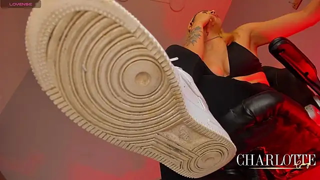 charlotte  grey online show from 04-16-26, 08:42