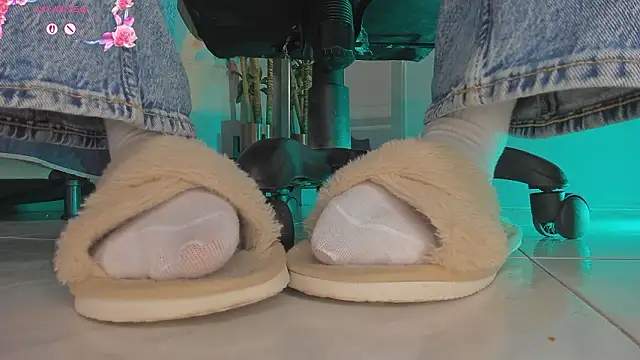 charlotte  grey online show from 02-07-26, 08:06