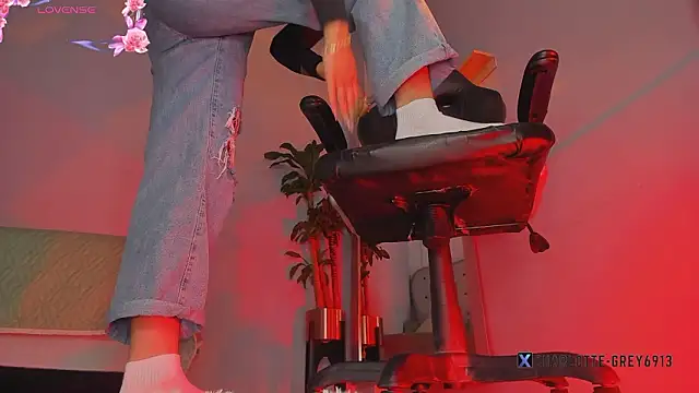 charlotte  grey online show from 03-05-26, 08:05