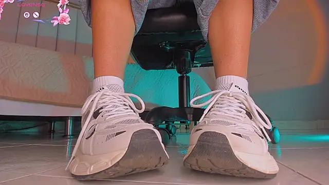 charlotte  grey online show from 02-14-26, 08:09